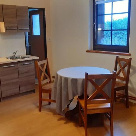 Budha Apartma Jirikov  Exteriör bild