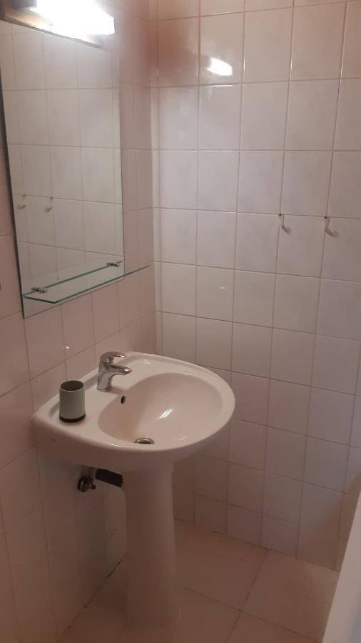 Budha Apartma Jirikov  Exteriör bild