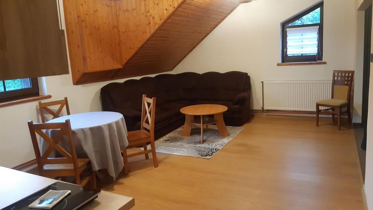 Budha Apartma Jirikov  Exteriör bild